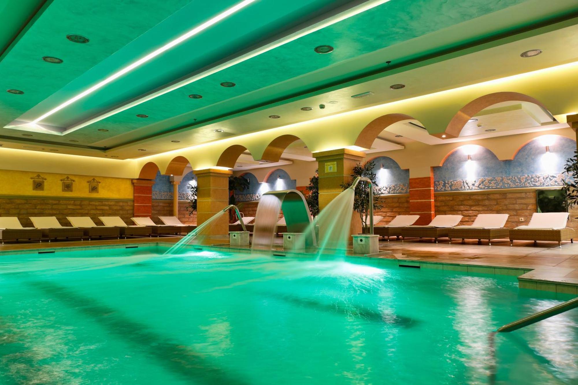 Gaia Palace Marmari  Exterior photo