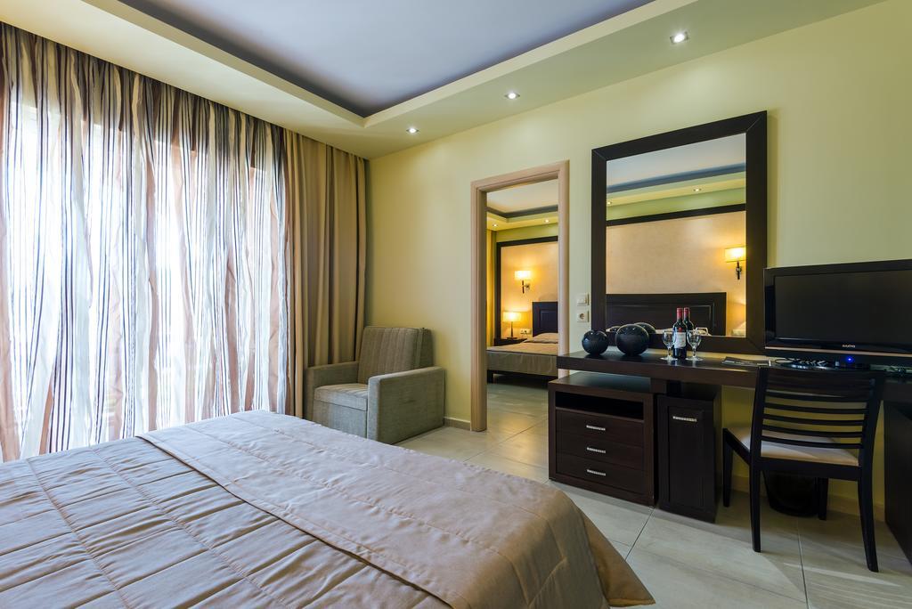 Gaia Palace Marmari  Exterior photo