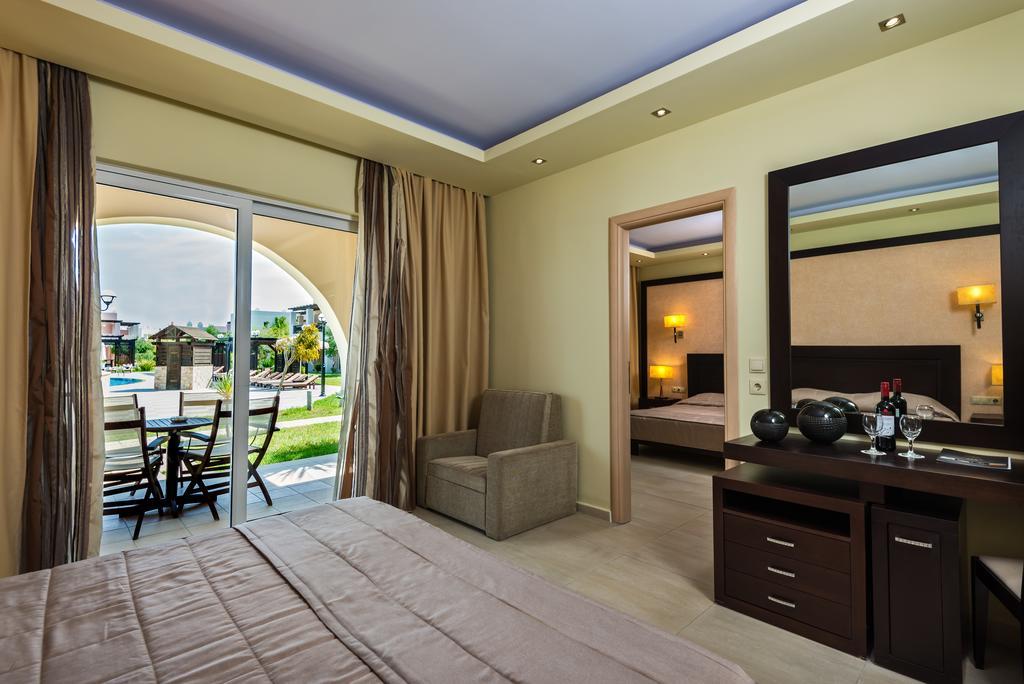 Gaia Palace Marmari  Exterior photo