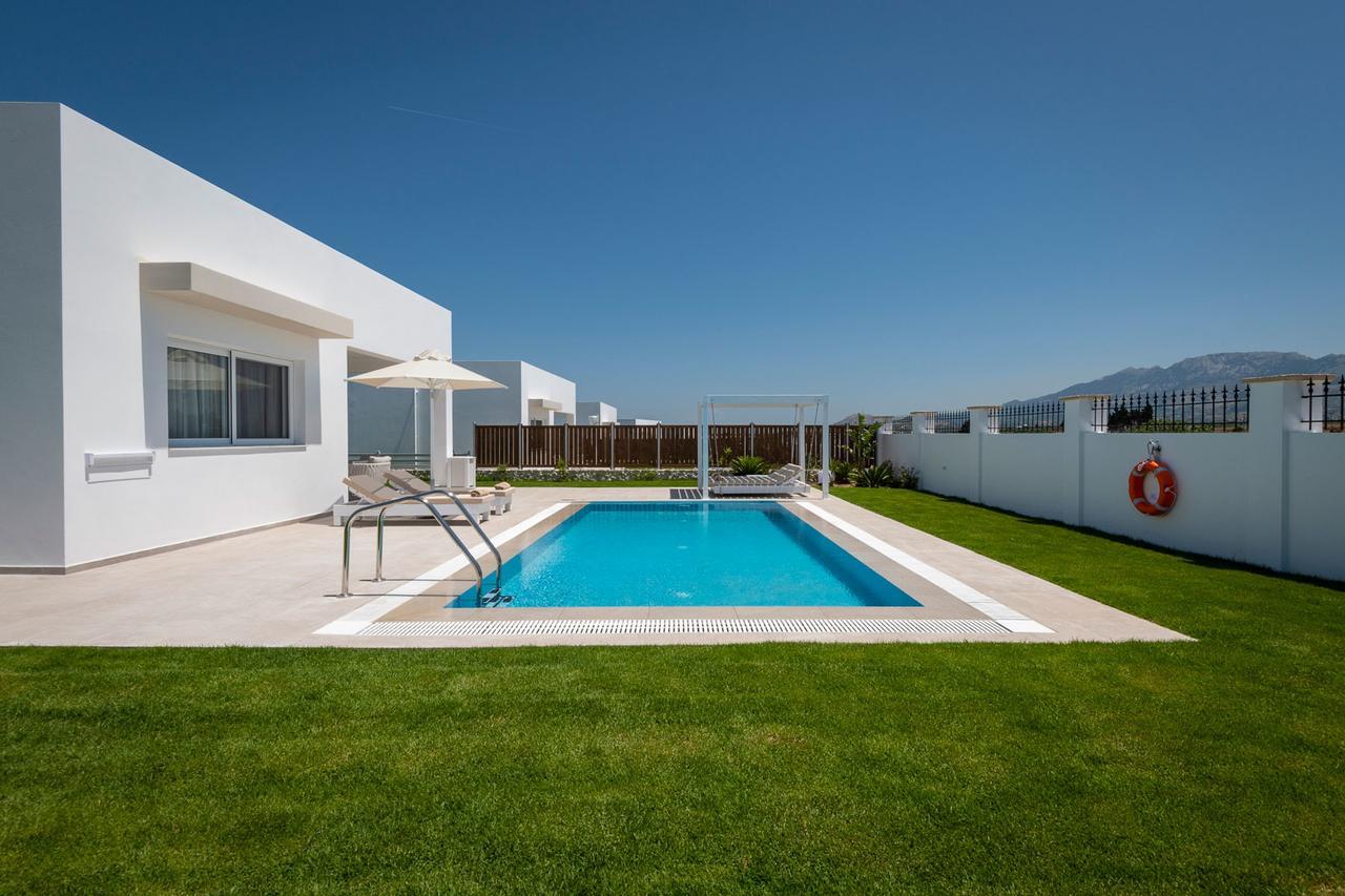 Gaia Palace Marmari  Exterior photo